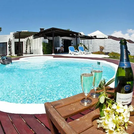 Holiday Villas Kamezi Playa Blanca Ace03034 Oyc Tatil Evi *