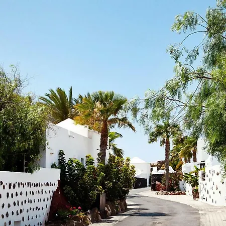 Holiday Villas Kamezi Playa Blanca Ace03034 Oyc Tatil Evi